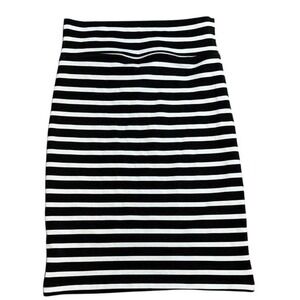 Soho Lady Los Angeles Grey Knee length Slim pencil Skirt Size Pl Stripe